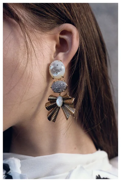 Look 75